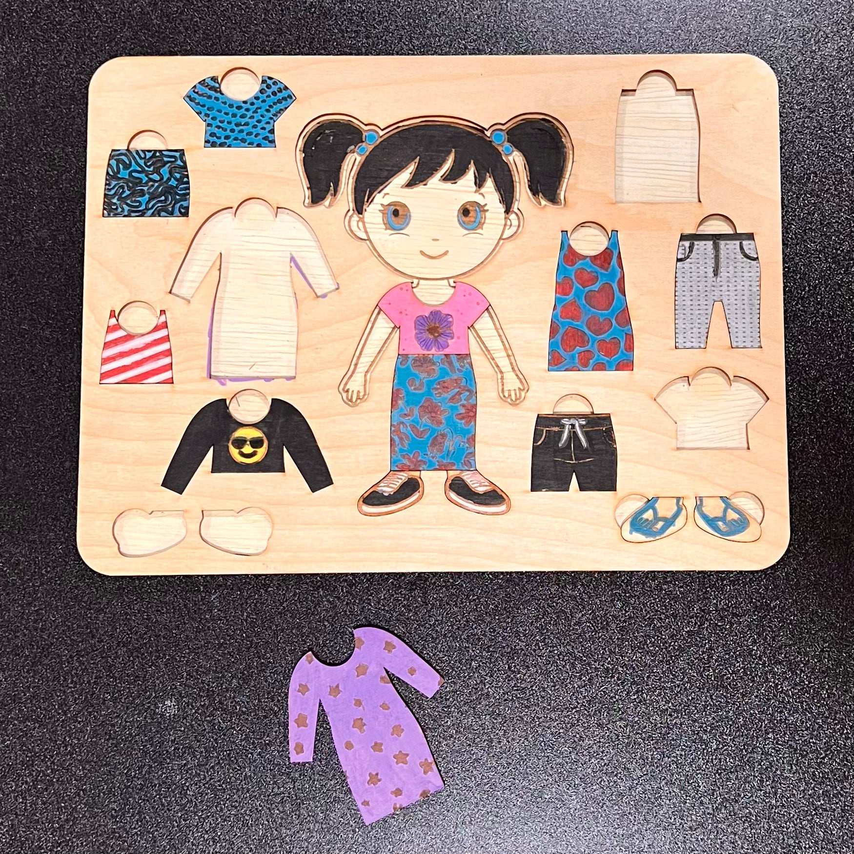 Dress Up Board, U-Paint